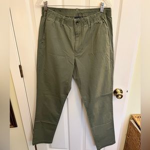 Mens trousers with elastic waistband